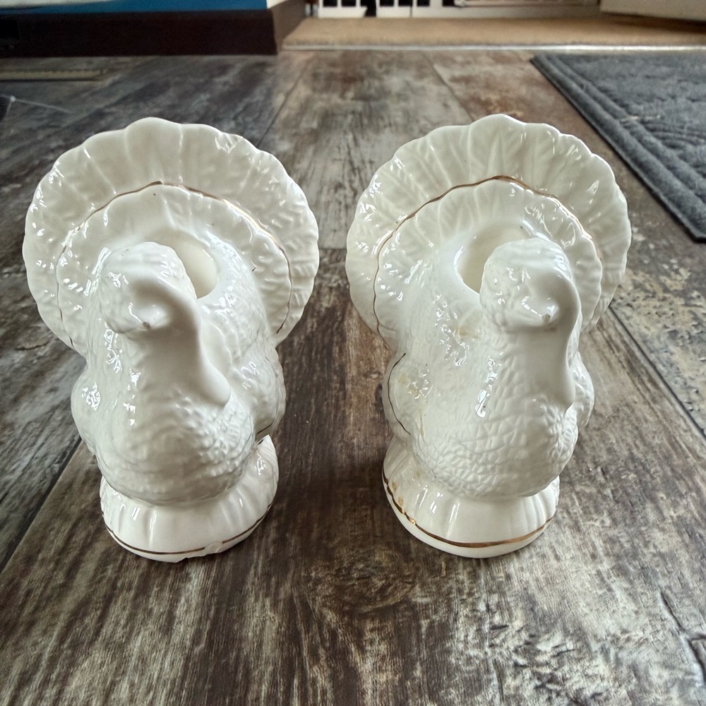 2 for $20 sale: 2 VINTAGE THANKSGIVING CERAMIC TURKEY CANDLE HOLDERS WHITE GOLD